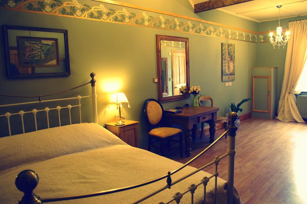 Crown House Suites Halifax Værelse billede